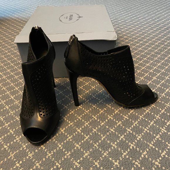 Prada Black Perforated Leather Open Toe Ankle Strap Heeled booties  Size 8B - Picture 1 of 5